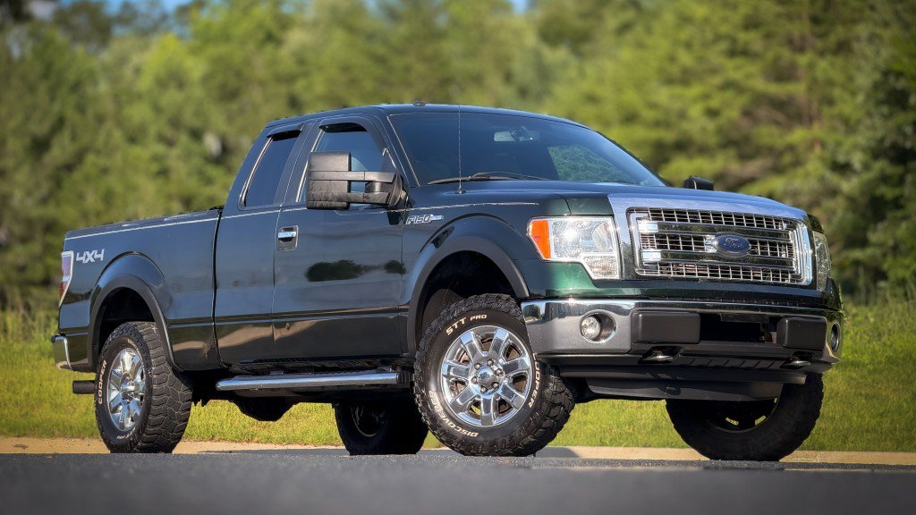 Used 2014 Ford F150 XLT w/ Equipment Group 302A Luxury AWD/4WD image 7