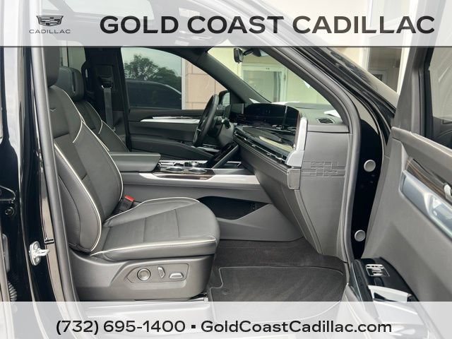 Certified 2025 Cadillac Escalade ESV Premium Luxury w/ Touring Package AWD/4WD image 7
