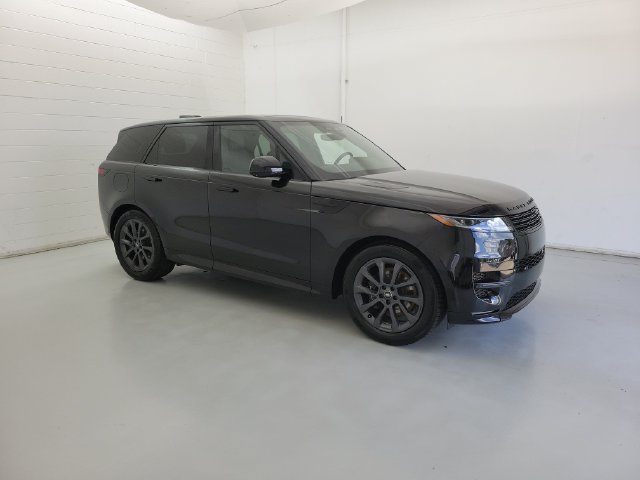 Used 2024 Land Rover Range Rover Sport Dynamic SE AWD/4WD image 4