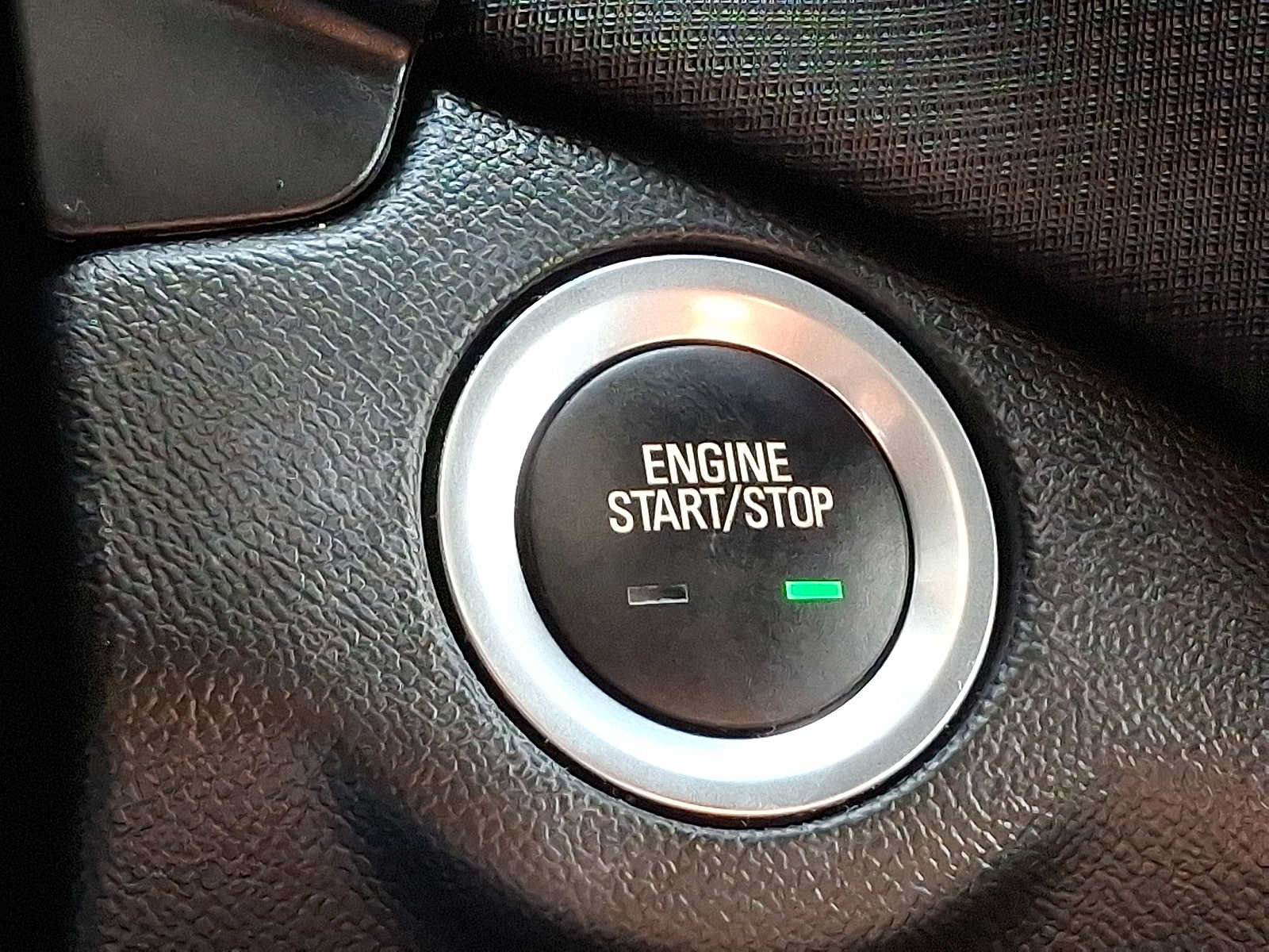 Used 2024 Chevrolet Equinox RS AWD/4WD image 23