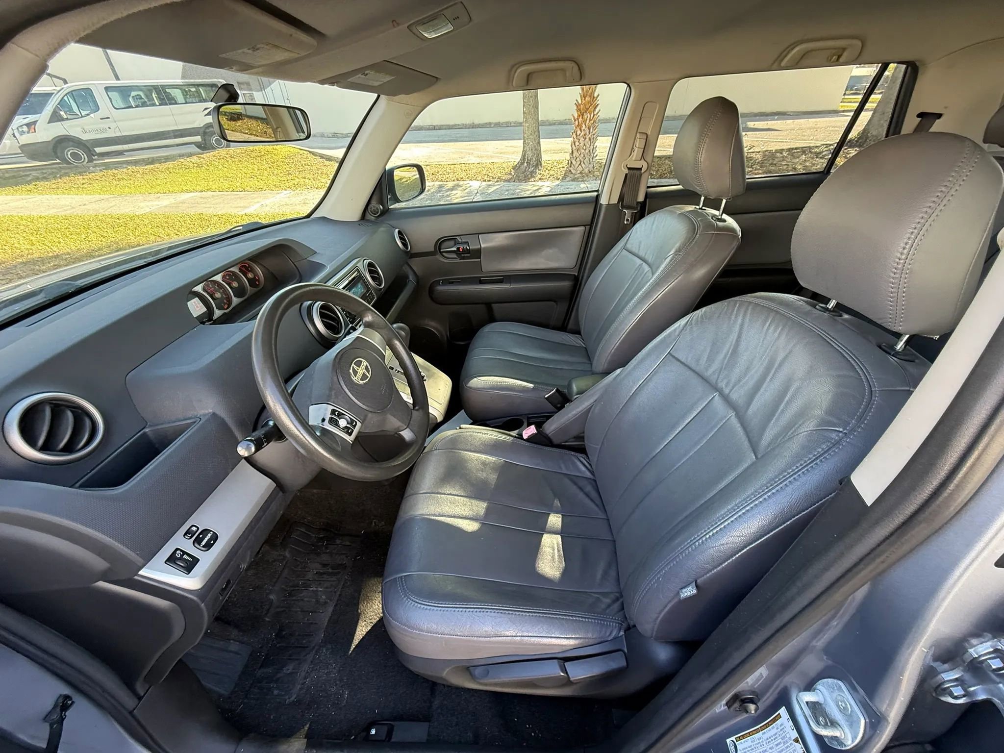 Used 2009 Scion xB Hatchback 4D image 10