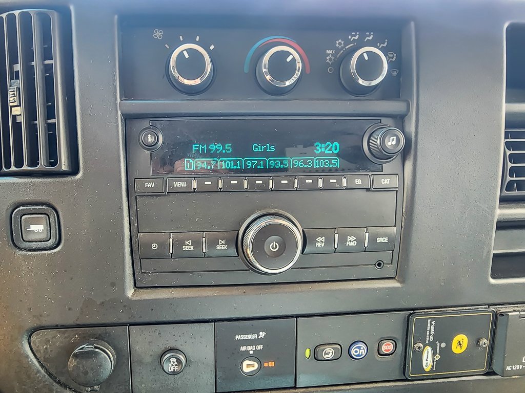 Certified 2018 Chevrolet Express 2500 w/ Driver Convenience Package image 11