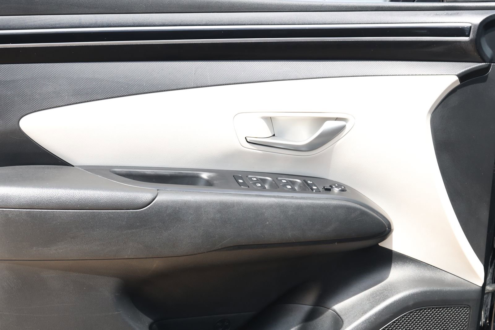 Used 2024 Hyundai Tucson SEL FWD image 25