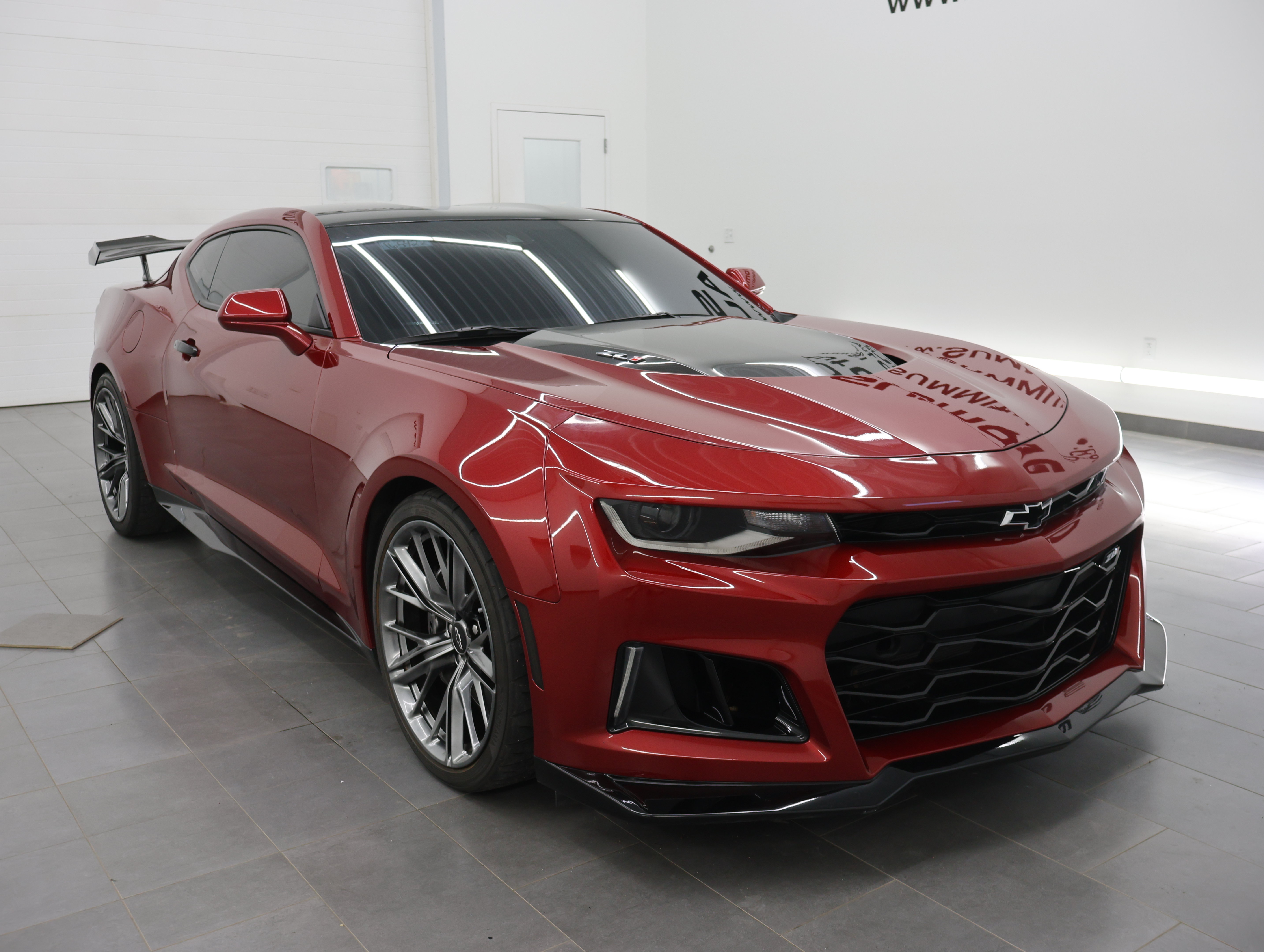 Used 2023 Chevrolet Camaro ZL1 RWD image 2