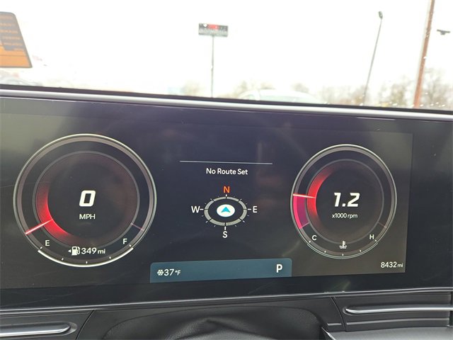 Certified 2025 Hyundai Kona SEL image 9