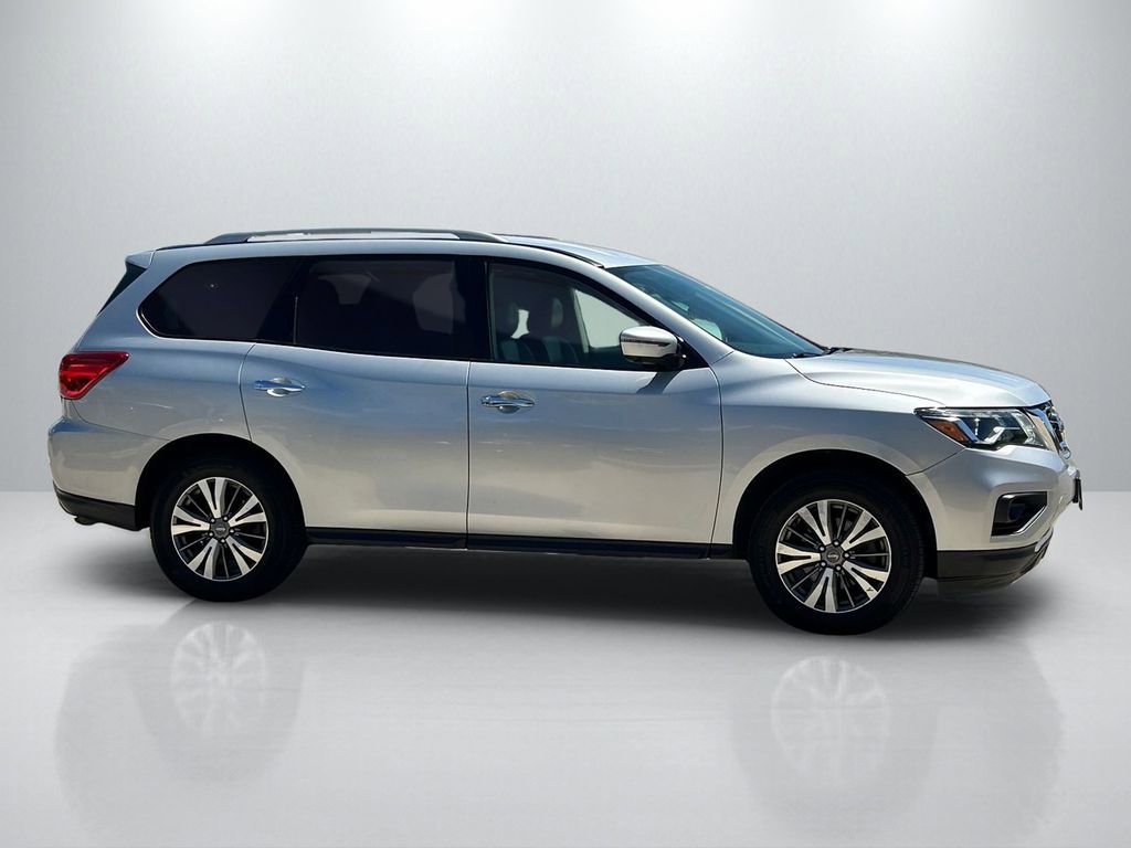 Used 2020 Nissan Pathfinder SL FWD image 4