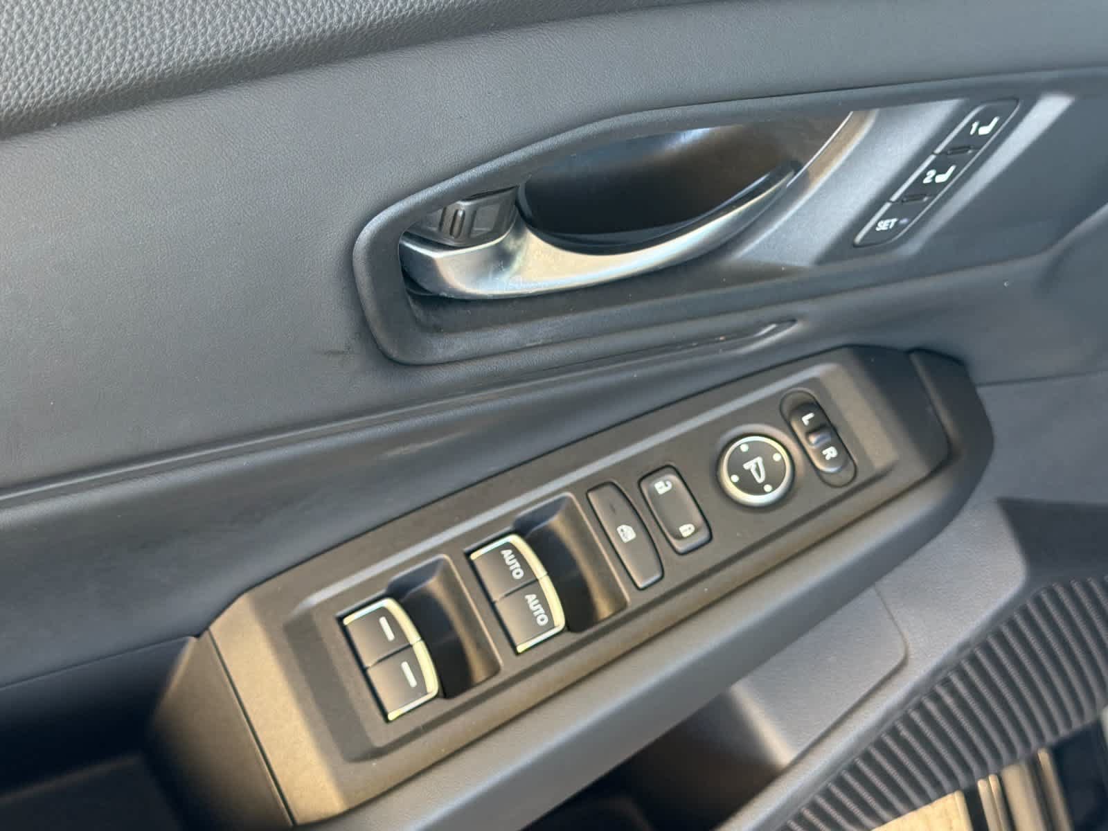 Used 2023 Honda Accord EX-L image 13