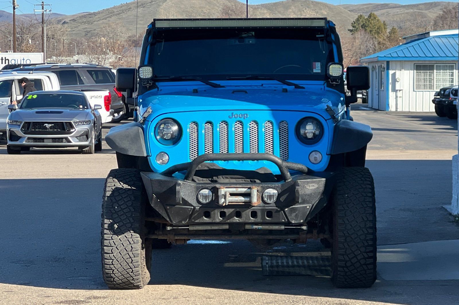 Used 2018 Jeep Wrangler Unlimited Rubicon w/ Cold Weather Group image 9