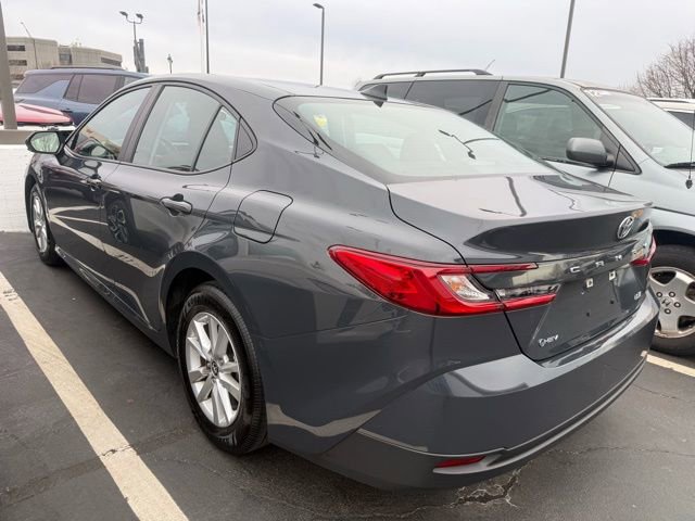 Used 2025 Toyota Camry LE image 6