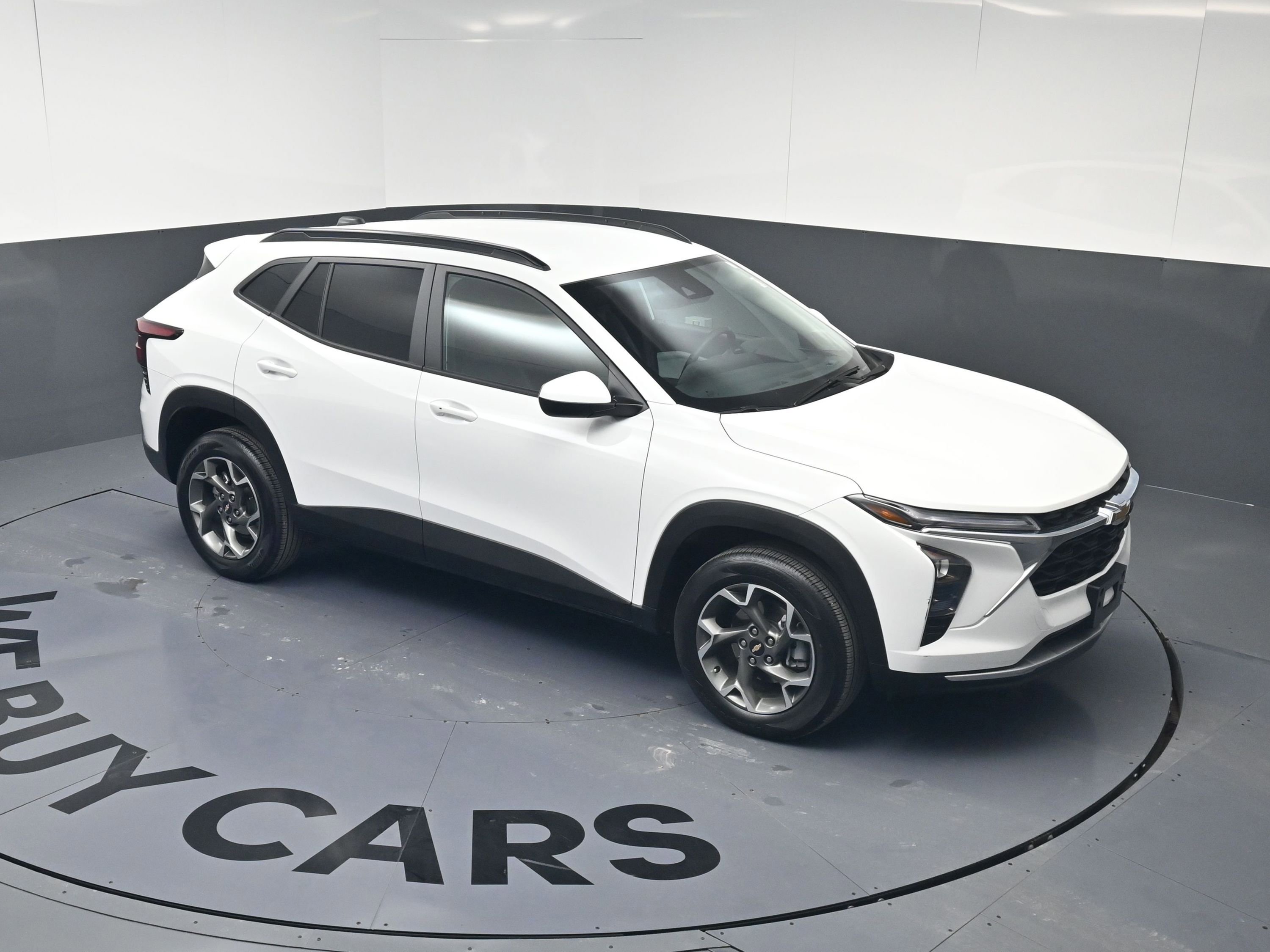 Used 2025 Chevrolet Trax LT w/ Driver Confidence Package image 31