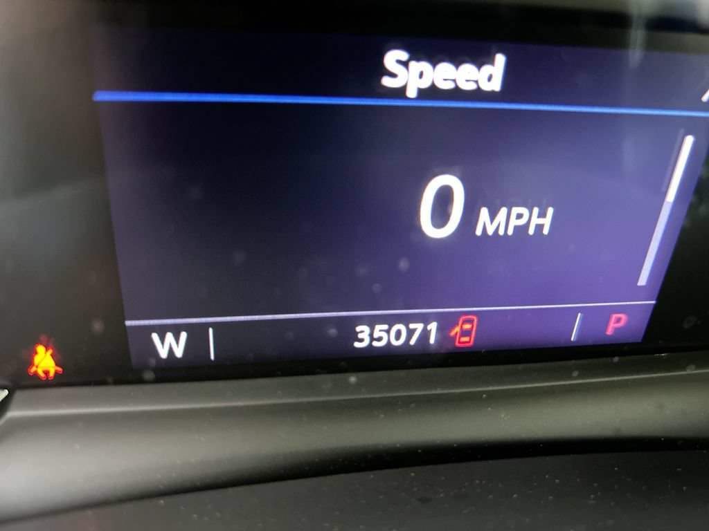 Used 2021 Cadillac XT5 Premium Luxury FWD image 16