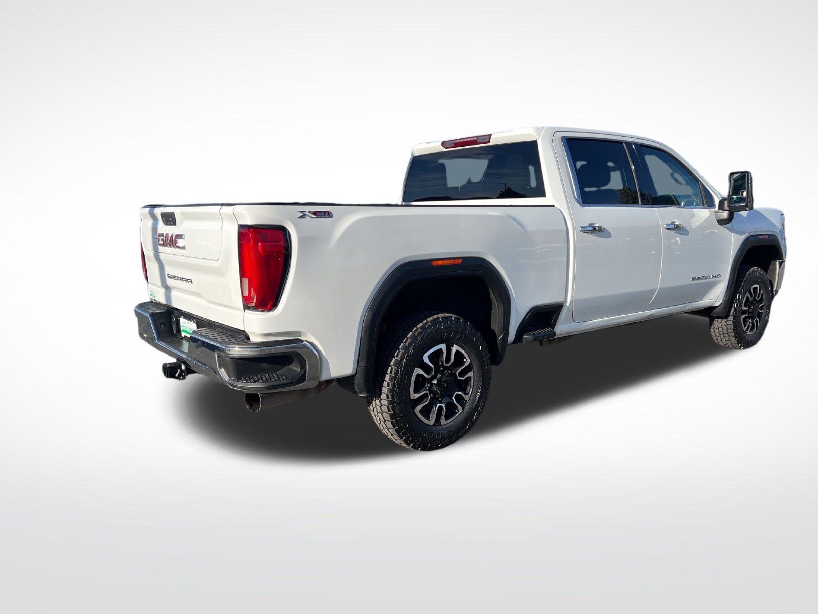 Used 2020 GMC Sierra 2500 SLT w/ X31 Off-Road Package AWD/4WD image 3