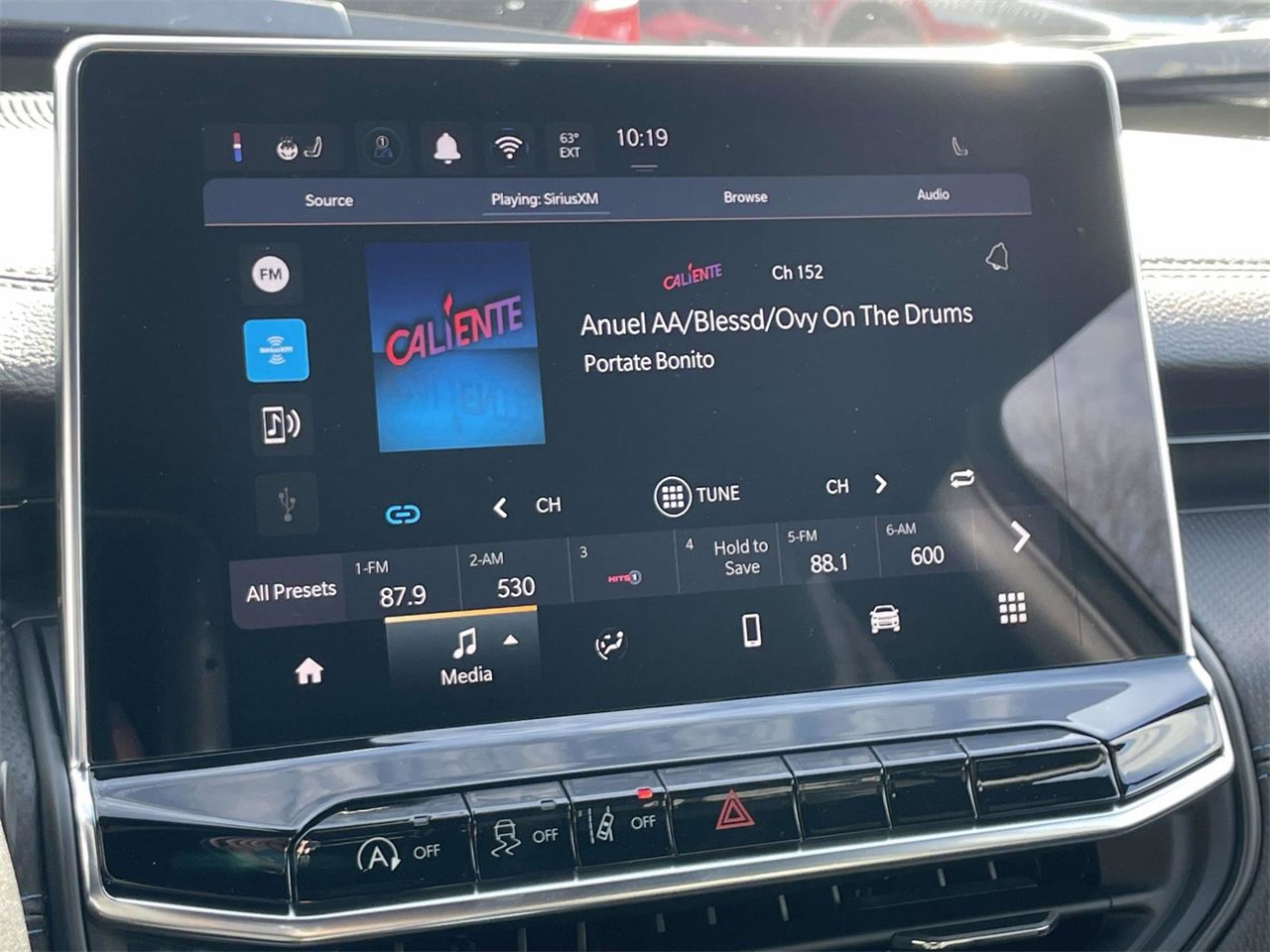 New 2026 Jeep Compass Latitude image 17