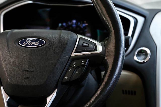 Used 2016 Ford Fusion SE w/ Equipment Group 502A image 23