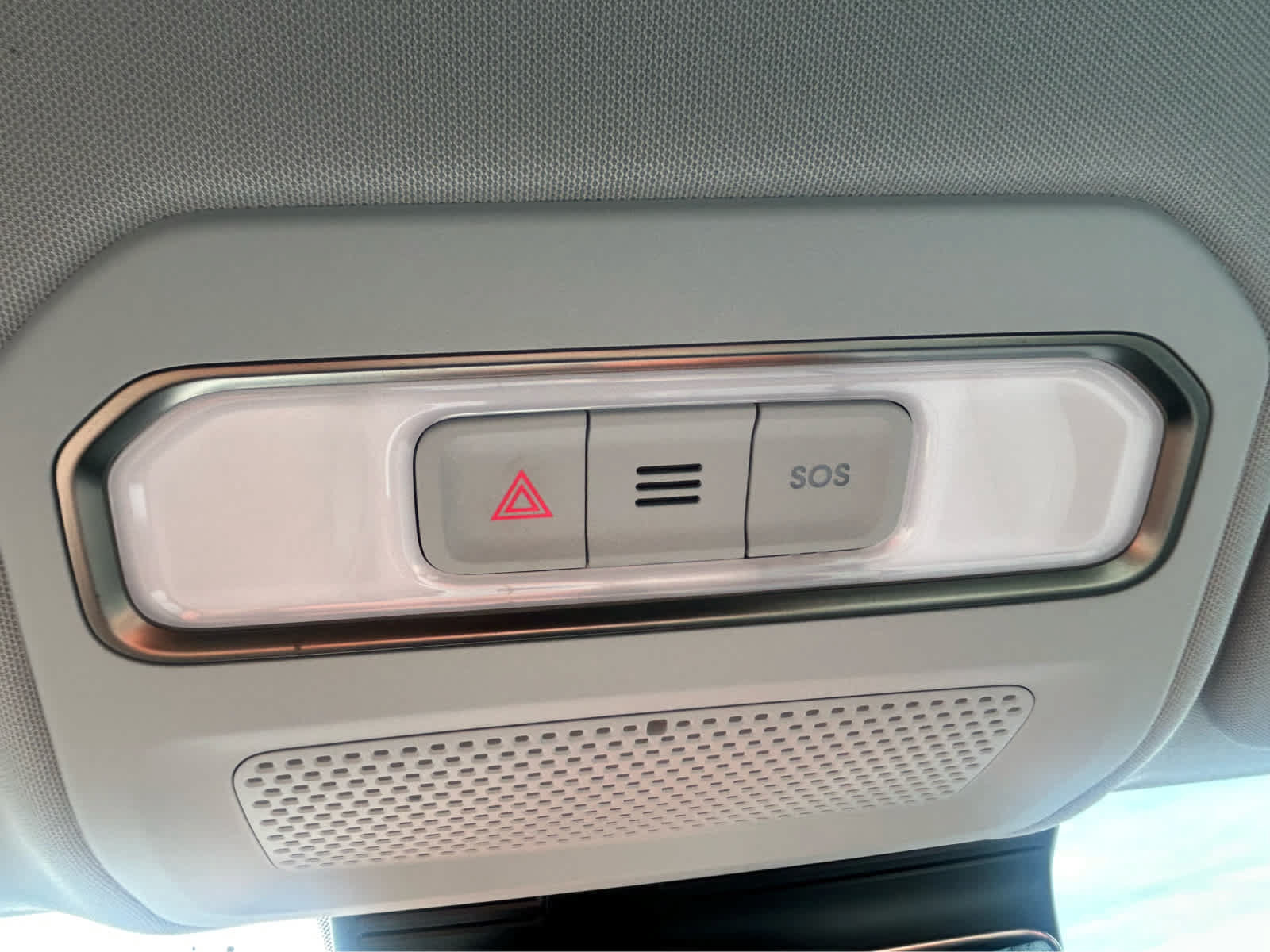 Used 2026 Rivian R1S Adventure AWD/4WD image 73