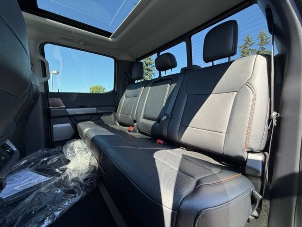 New 2025 Ford F350 Lariat w/ Lariat Ultimate Package image 39