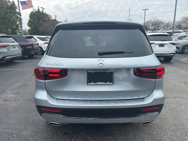 Used 2026 Mercedes-Benz GLB 250 image 5