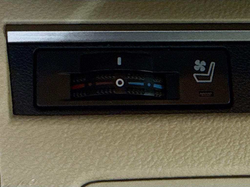 Used 2015 Lexus ES 350 w/ Premium Package image 19