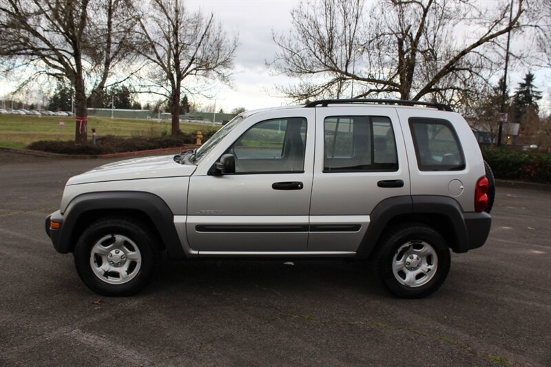 Used 2004 Jeep Liberty Sport w/ PWR Convenience Group AWD/4WD image 7
