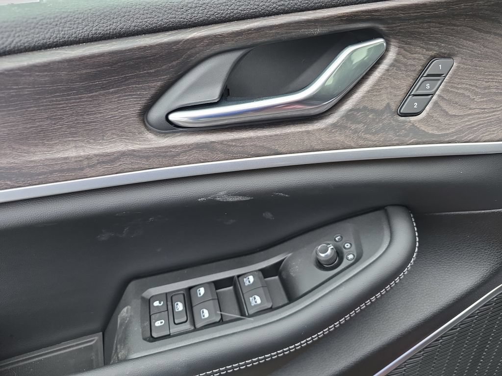 New 2025 Jeep Grand Cherokee Limited w/ Black Appearance Package AWD/4WD image 14
