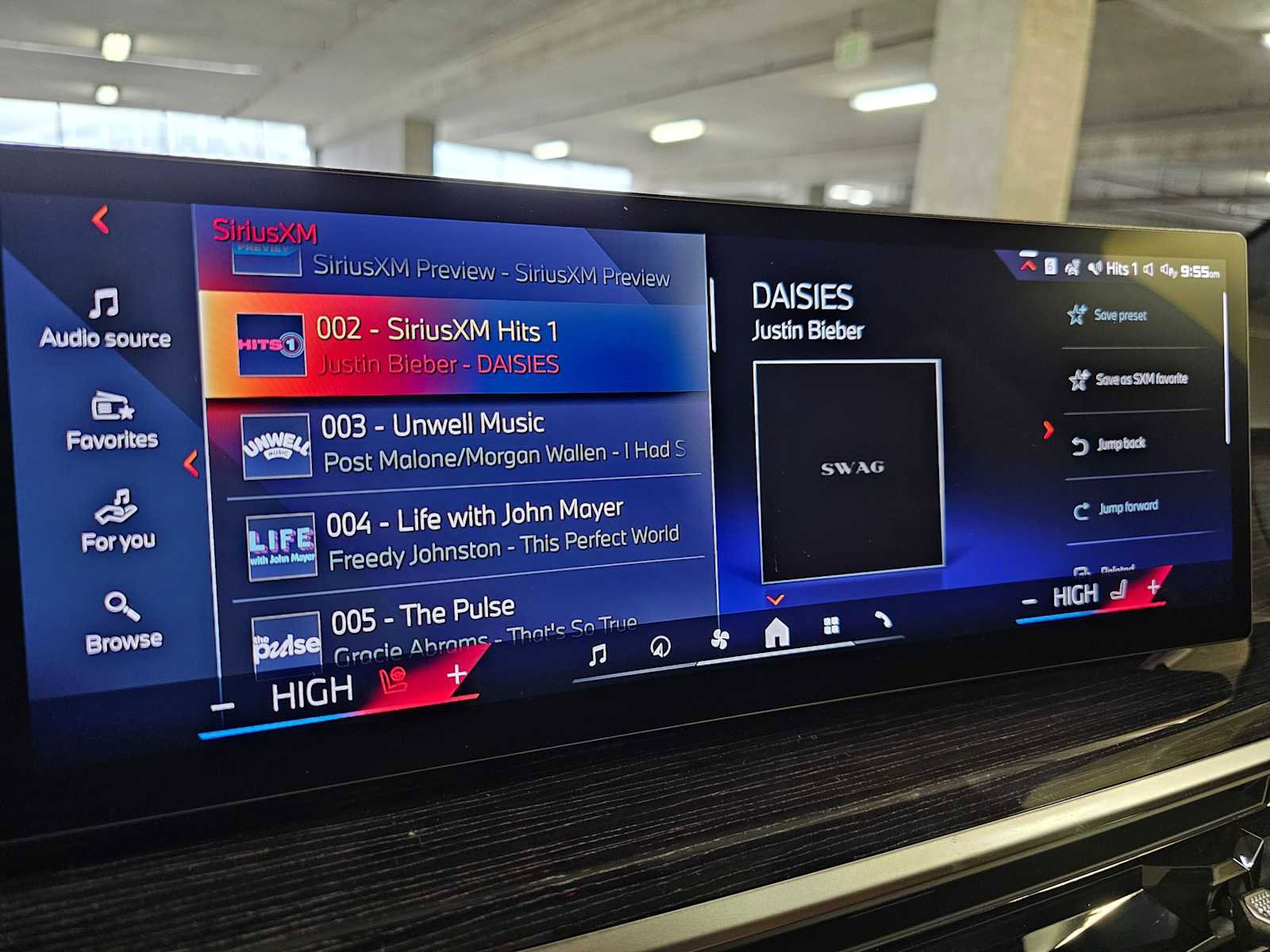 New 2026 BMW X7 M60i image 15