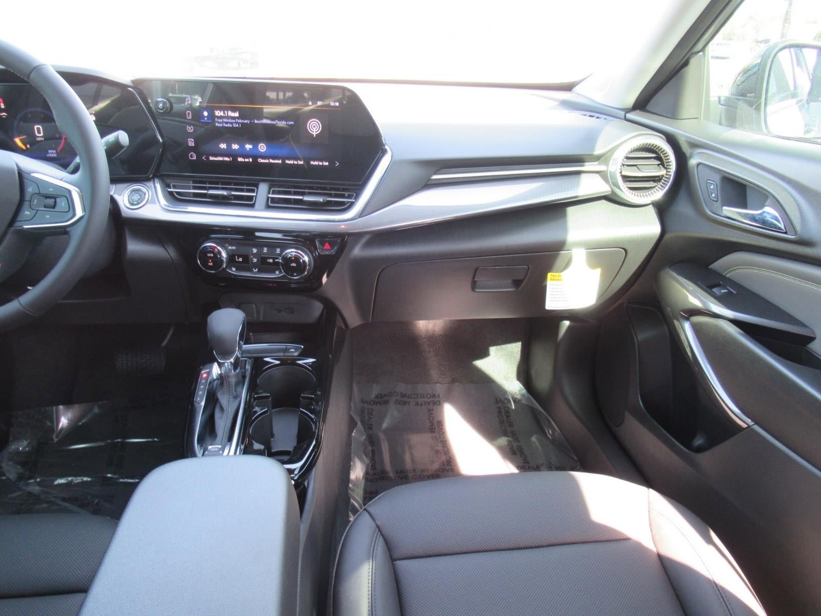 New 2026 Chevrolet Trax ACTIV w/ Sunroof Package image 13