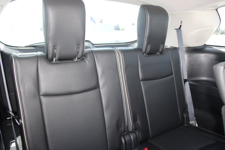 Used 2016 INFINITI QX60 Luxe w/ Premium Plus Package AWD/4WD image 17