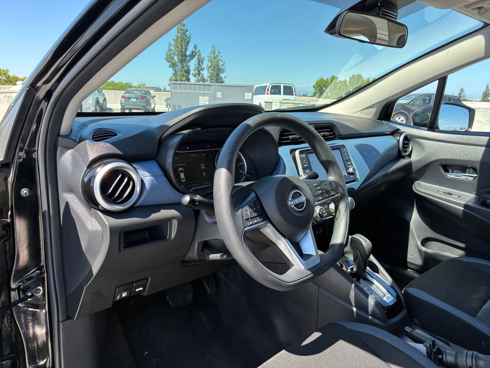 Used 2025 Nissan Versa SV FWD image 32