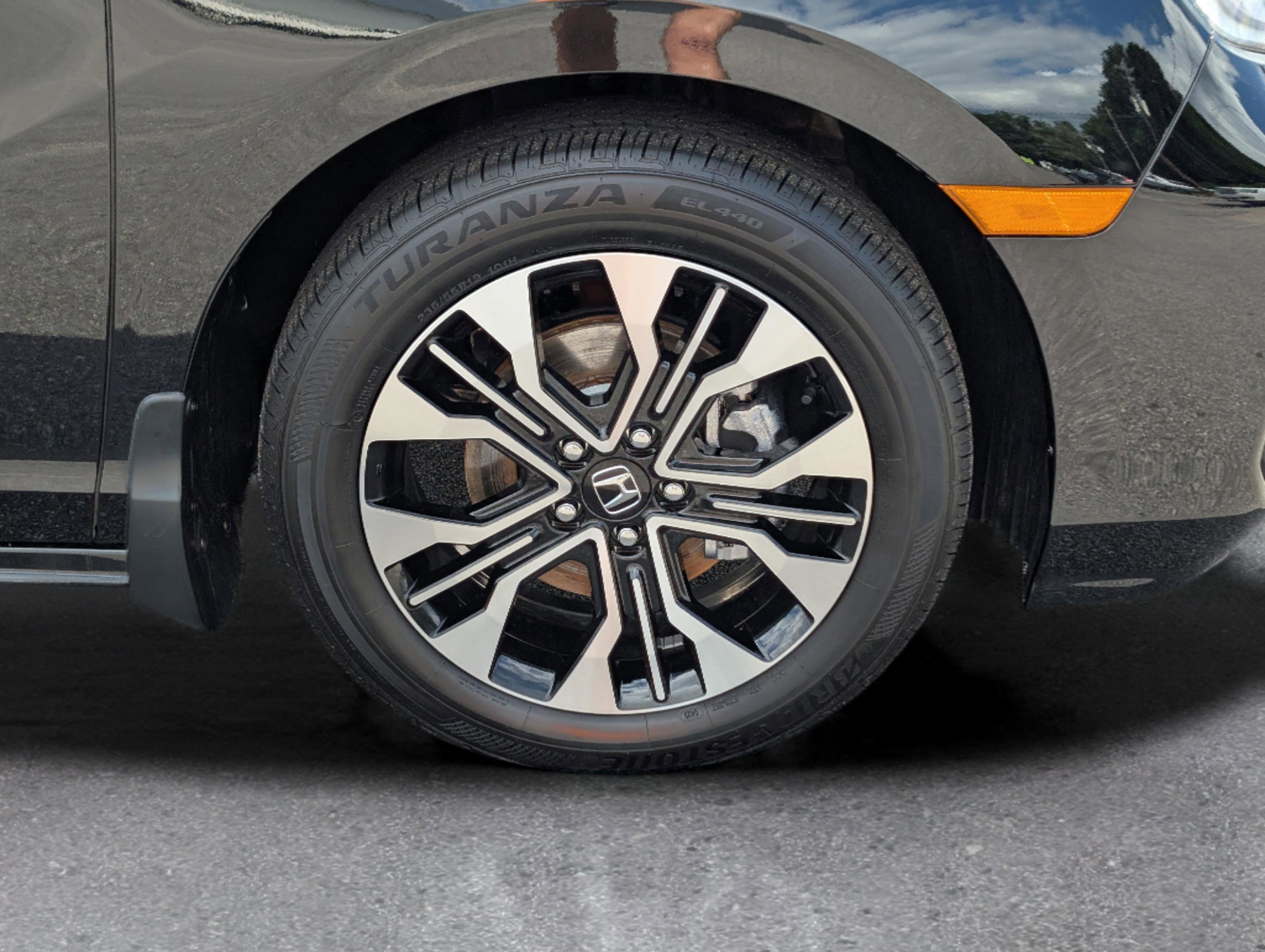 Used 2025 Honda Odyssey Elite image 6