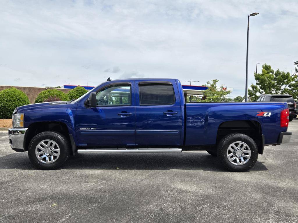 Used 2014 Chevrolet Silverado 2500 LTZ w/ LTZ Plus Package AWD/4WD image 10