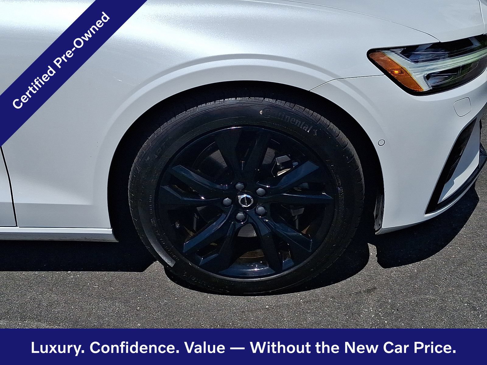 Certified 2023 Volvo S60 B5 Plus w/ Climate Package AWD/4WD image 9