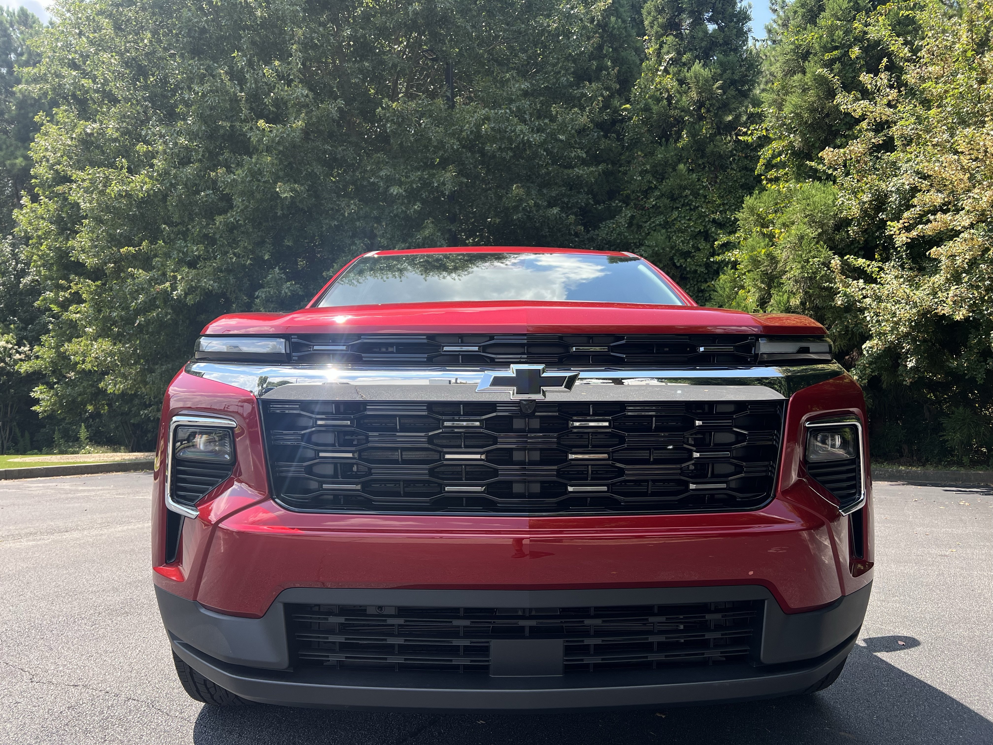 New 2026 Chevrolet Traverse LT FWD image 3