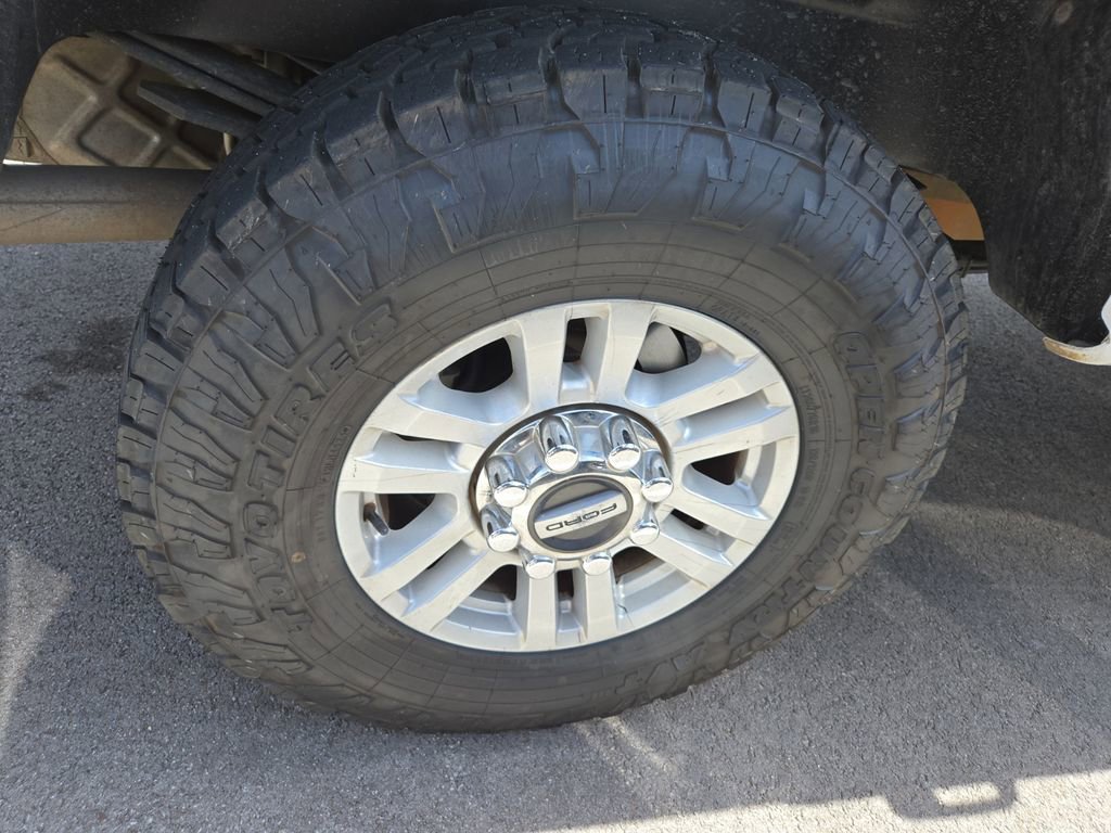 Used 2018 Ford F250 XL w/ STX Appearance Package AWD/4WD image 5