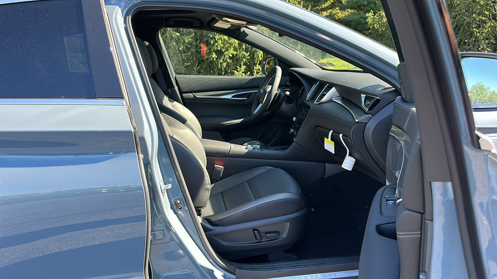 New 2025 INFINITI QX55 Luxe w/ Cargo Package image 9