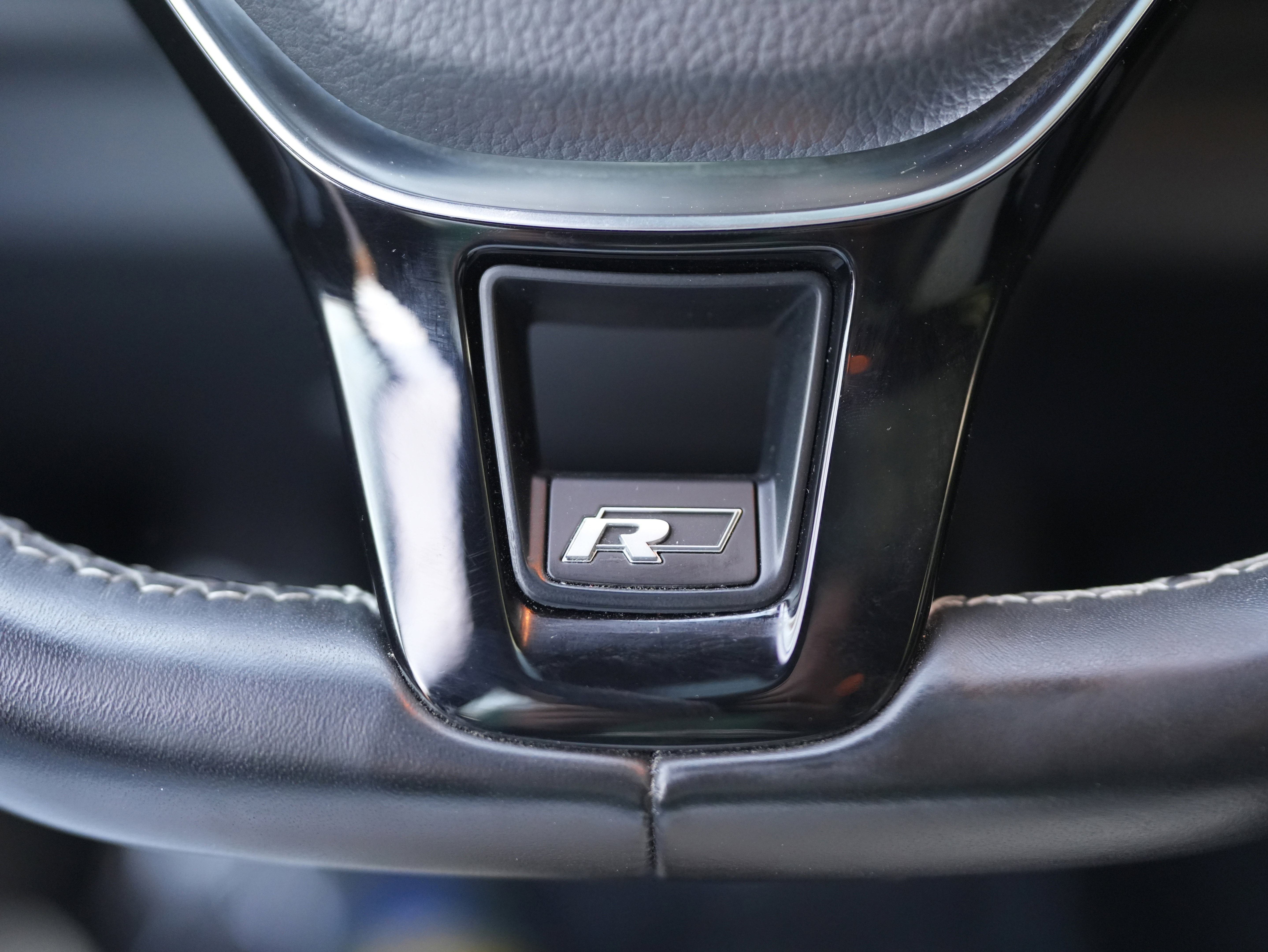 Used 2020 Volkswagen Jetta R-Line image 22