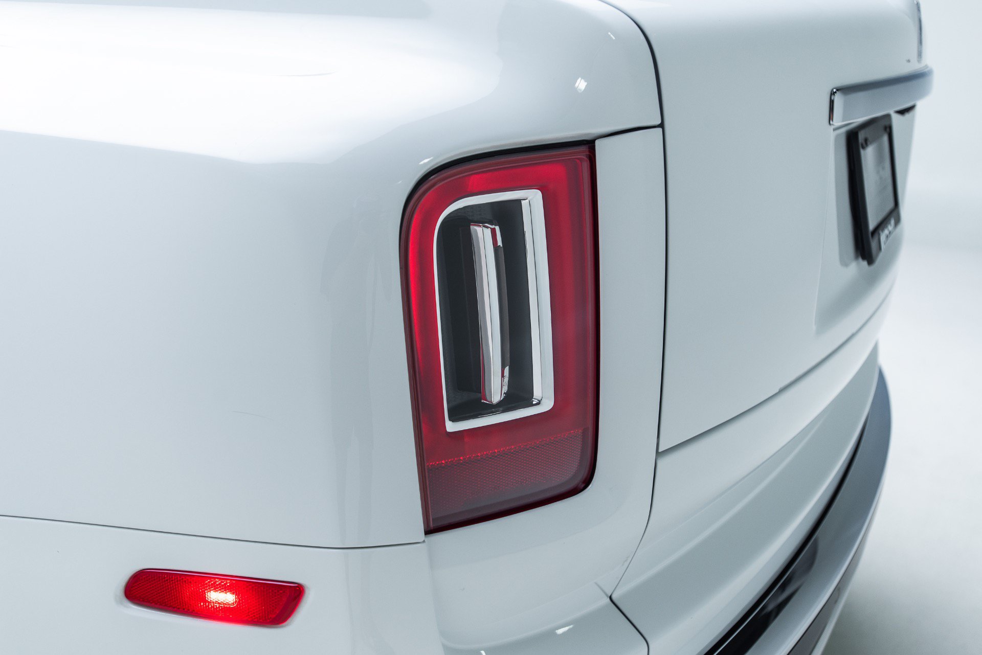 Used 2019 Rolls-Royce Cullinan AWD/4WD image 46