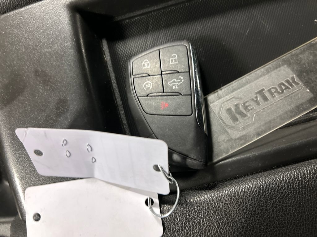 Used 2025 Chevrolet Silverado 2500 Custom w/ Custom Value Package image 22