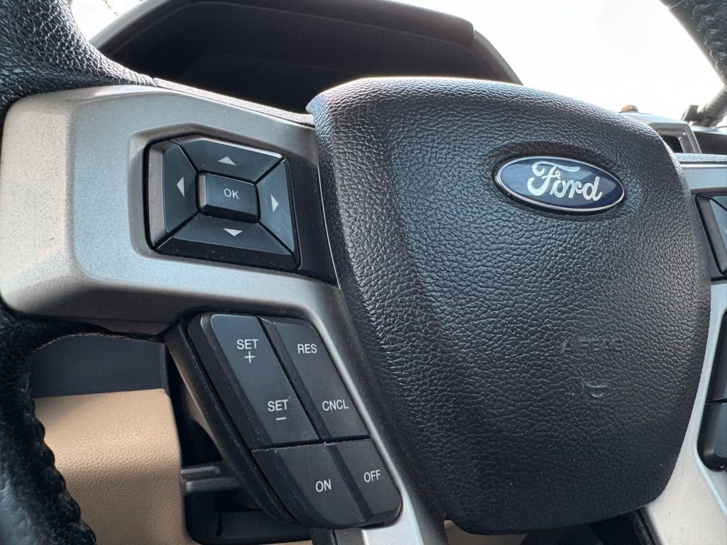 Used 2016 Ford F150 Lariat w/ Equipment Group 501A Mid AWD/4WD image 28