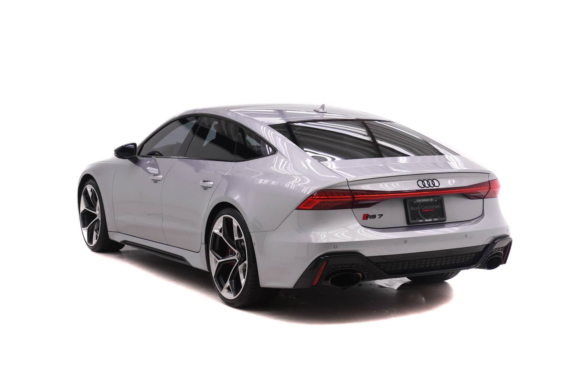 Certified 2024 Audi RS 7 Performance AWD/4WD image 5