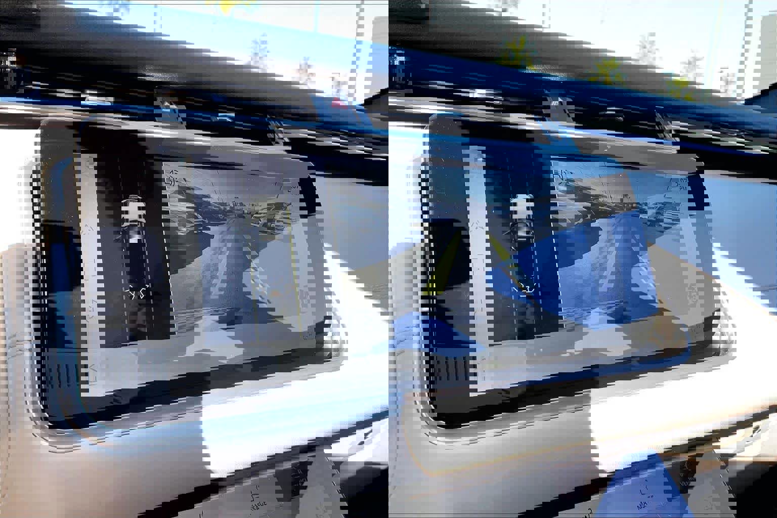 Used 2022 Land Rover Range Rover Velar R-Dynamic HSE image 24