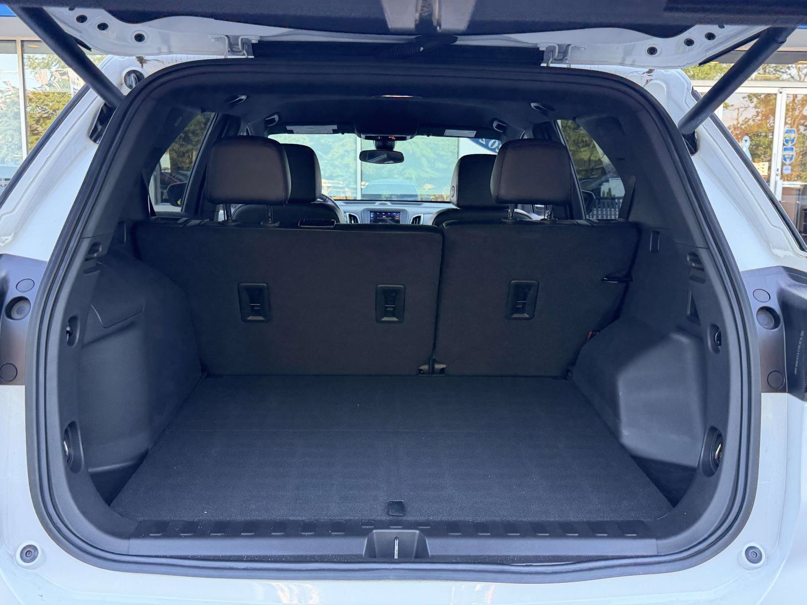 Certified 2024 Chevrolet Equinox RS AWD/4WD image 8