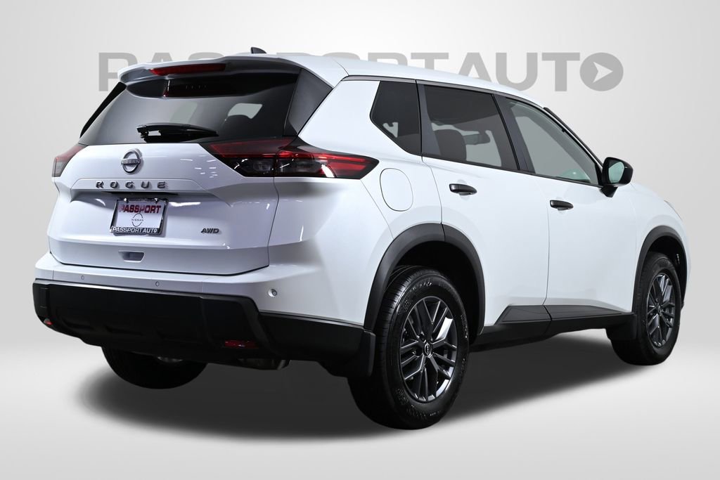 Certified 2025 Nissan Rogue S AWD/4WD image 10