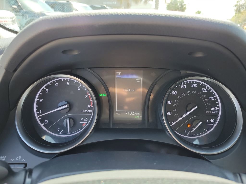 Used 2022 Toyota Camry SE w/ Audio Upgrade Package image 21