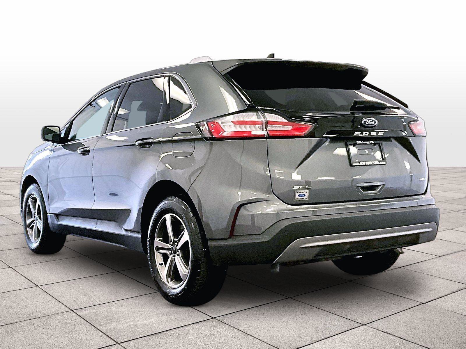 Certified 2024 Ford Edge SEL w/ Convenience Package AWD/4WD image 10