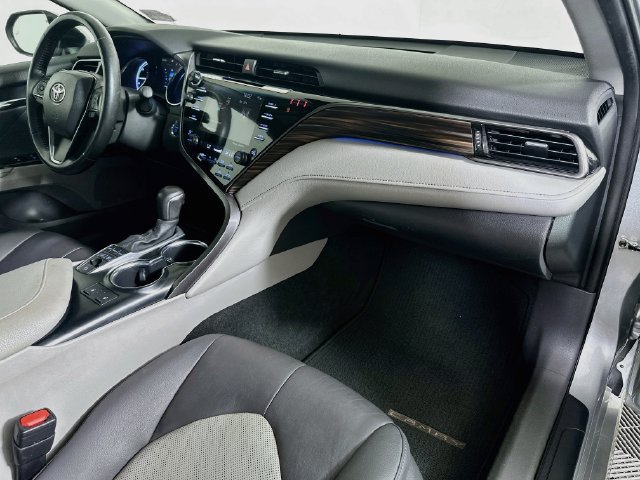 Certified 2020 Toyota Camry XLE FWD image 27