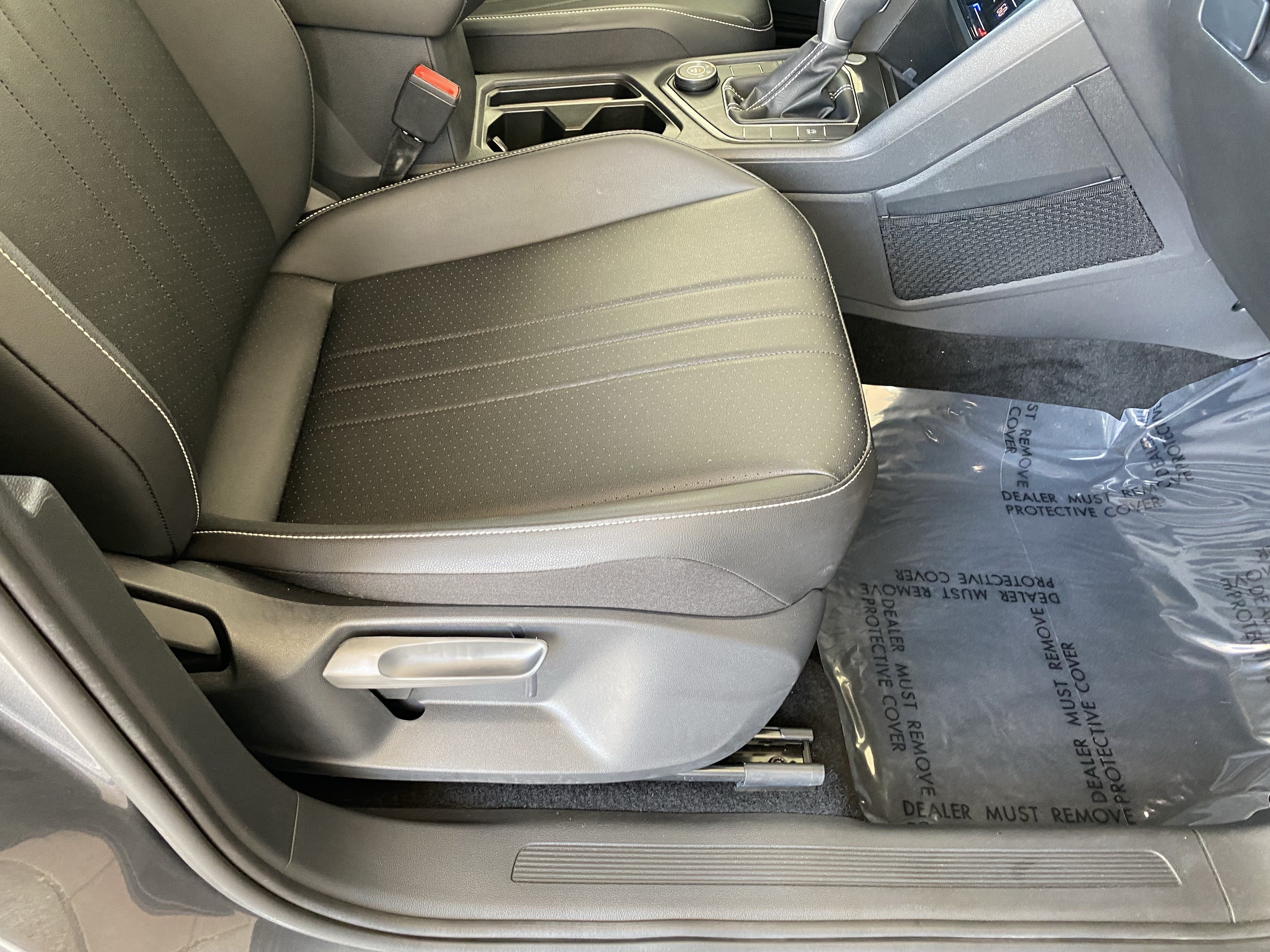 Certified 2023 Volkswagen Tiguan SE AWD/4WD image 42
