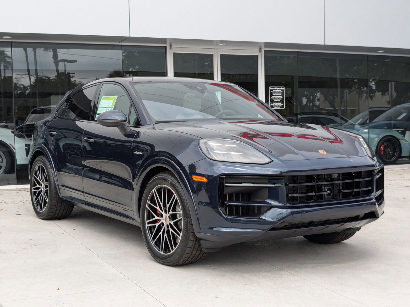 New 2025 Porsche Cayenne S image 8