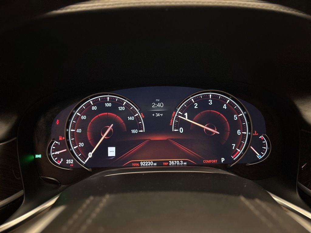 Used 2019 BMW 750i xDrive w/ Executive Package image 15