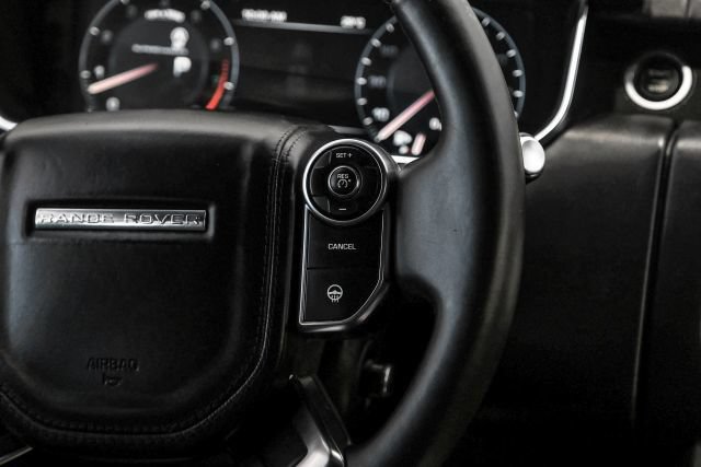 Used 2014 Land Rover Range Rover Supercharged AWD/4WD image 27