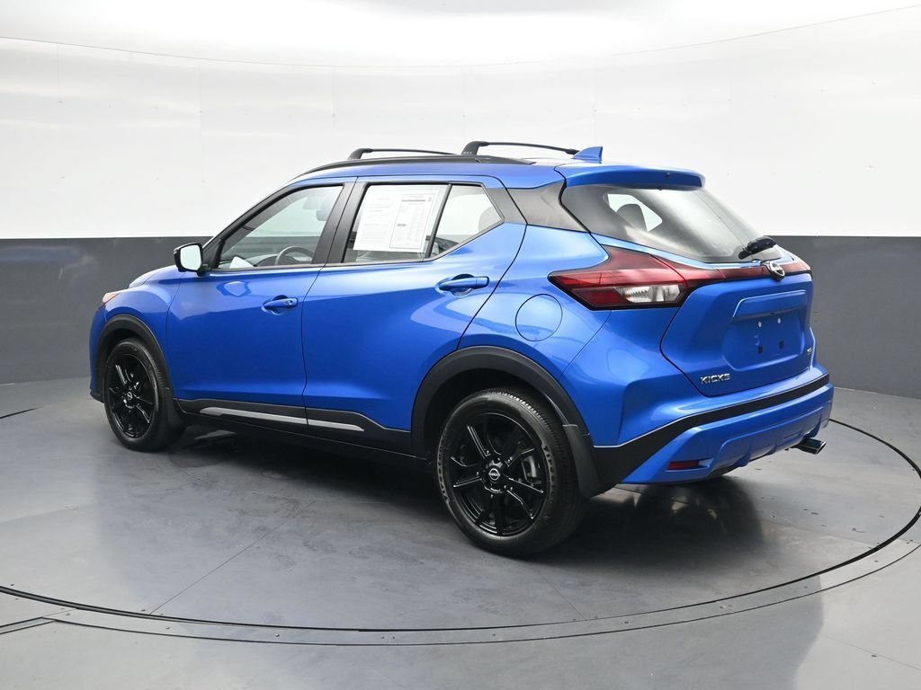 Used 2023 Nissan Kicks SR w/ SR Premium Package FWD image 12